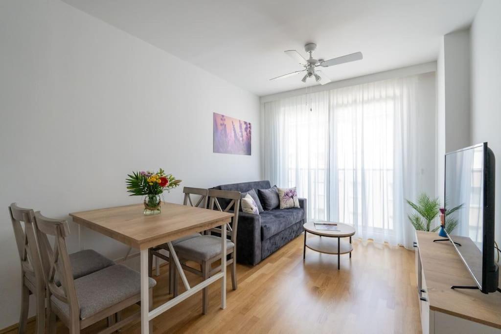 Stylish 1br Escape, Quick By Hm Apartamento *