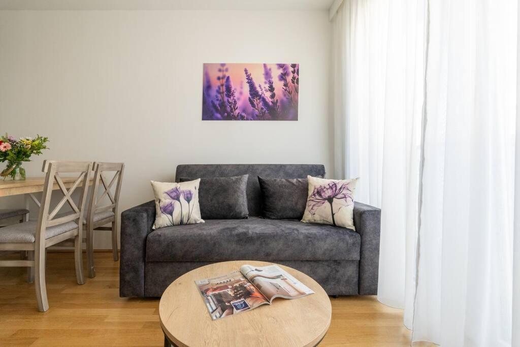 Stylish 1br Escape, Quick By Hm Apartamento